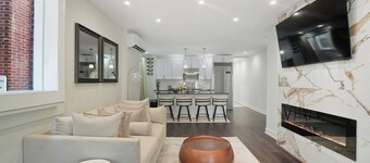 3-bedrm, 3-bath luxury retreat where style, space and entertainment come togther