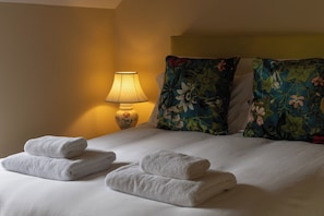 Casa de campo | 3 habitaciones, decoración personalizada y muebles diferentes