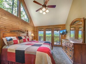 5 habitaciones, tabla de planchar con plancha, wifi y ropa de cama 