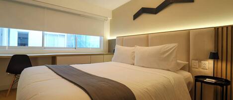 Schreibtisch, Bügeleisen/Bügelbrett, WLAN, Bettwäsche