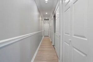 Interior - The Shell: Walk-to-Beach Retreat (Long Beach)