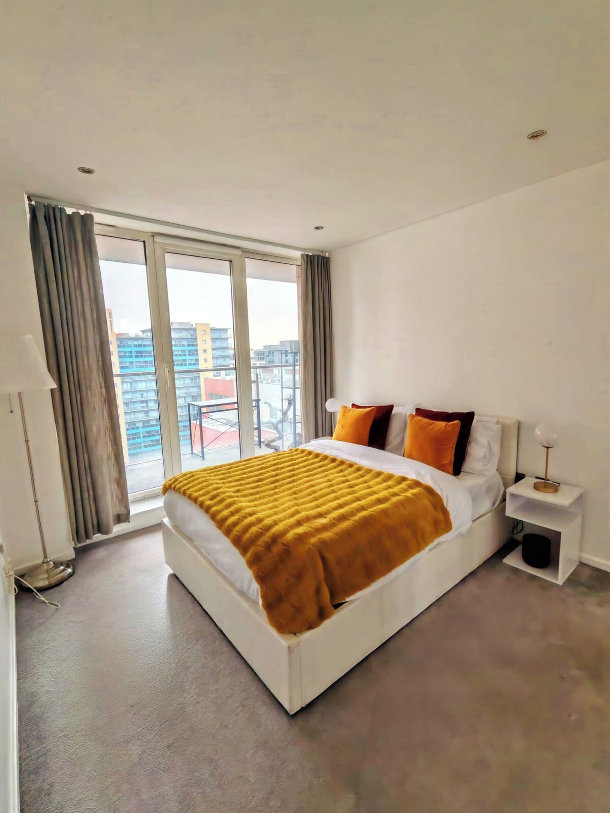 2 bedrooms, internet