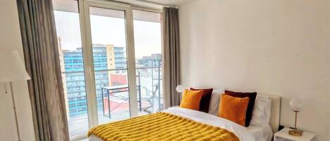 2 bedrooms, Internet