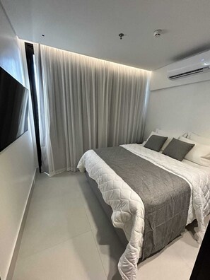 Luokittelematon kuva, 5 kautta 24, painike