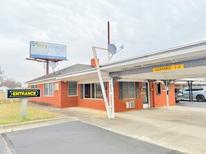 Fachada da propriedade