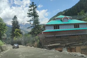 Imej tidak diklasifikasikan, 5 daripada 7, butang