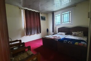 Sistema de insonorización, tabla de planchar con plancha y wifi gratis 