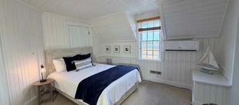 05-Sailing Suite at The Castle Inn