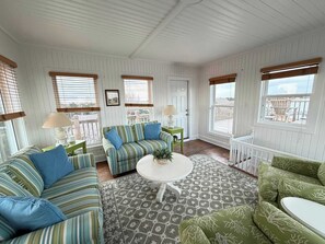 TV, fireplace - 12-Lighthouse Suite at The Castle Inn (Ocracoke)