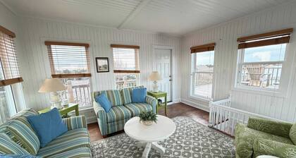 12-Lighthouse Suite at The Castle Inn