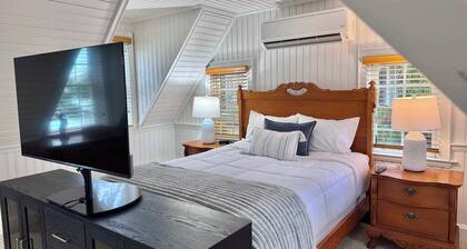 07-Founders Suite at The Castle Inn