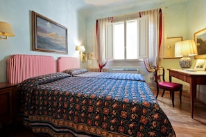 2 bedrooms, iron/ironing board - Apartments Florence- Classic Tornabuoni (Florence)