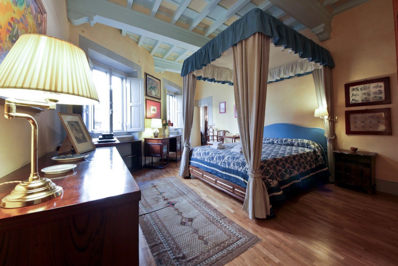 2 bedrooms, iron/ironing board