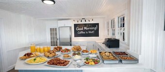 04-The Seashell Suite at The Castle Inn