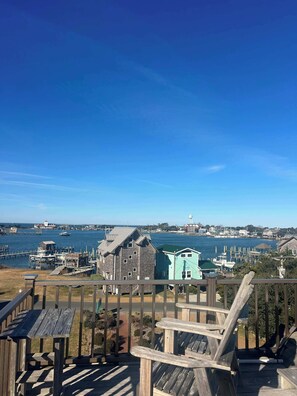 Unclassified image, 4 of 14, button - 02-Sandbar Suite at The Castle Inn (Ocracoke)