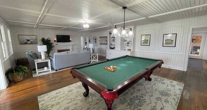 02-Sandbar Suite at The Castle Inn