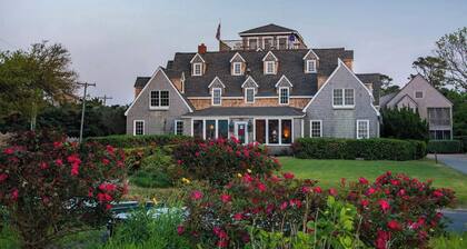 10-Surf Suite at The Castle Inn