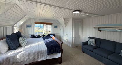 10-Surf Suite at The Castle Inn