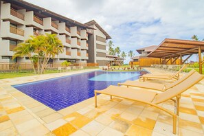 Apartamento básico | Piscina