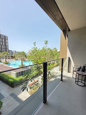 Luokittelematon kuva, 4 kautta 5, painike