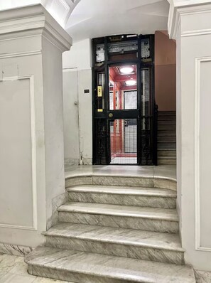 Interior - Cozy Apartment only 500 meters from Spanish Steps! (Roma)