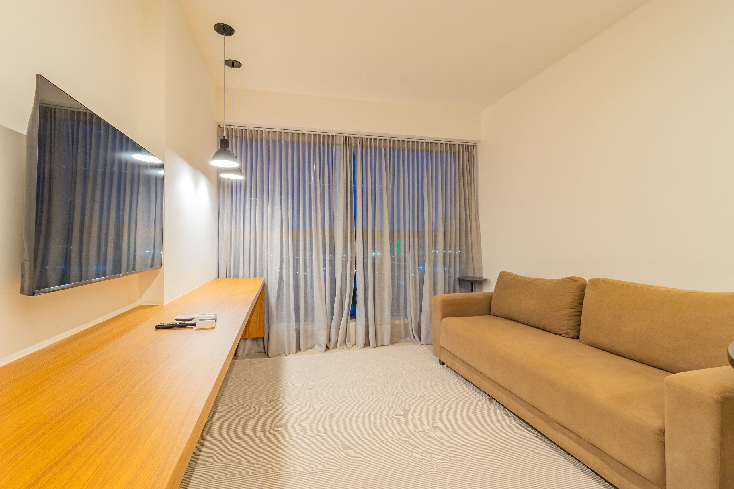 Basic Apartment | Living area