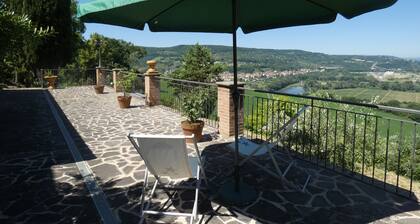 Scappo in Umbria, Antico casale
