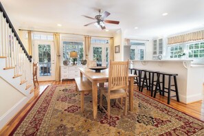 Dining - Sea Suite - wrap around porch and short walk to the beach (Edisto Island)