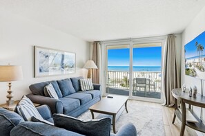 TV, DVD player - New Reno Gulf-Front 3 Bedroom Condo | Heated Pool & Hot Tub | Sand Castle I (Indian Shores)