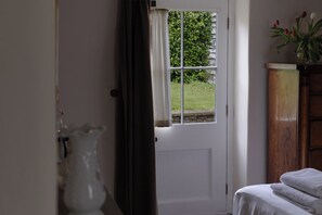 Cottage | Interior - Gatekeepers Cottage (Llandovery)