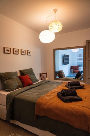 Unclassified image, 5 of 14, button - Appartement Valentine - situé au cœur des Remparts d'Aigues-Mortes - 4 personnes (Aigues-Mortes)