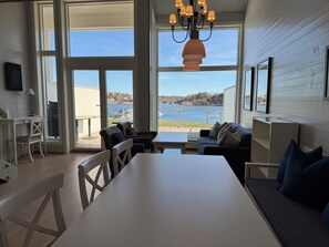 Apartemen Deluks, pemandangan laut | Area keluarga