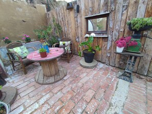 Luokittelematon kuva, 2 kautta 21, painike