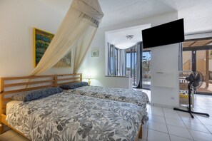 Room - Vacation Home 'Casa Marga - A Romantic Villa' with Sea View, Private Terrace and Wi-Fi (Costa Calma)