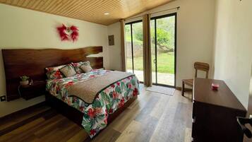 Bügeleisen/Bügelbrett, kostenloses WLAN, Bettwäsche