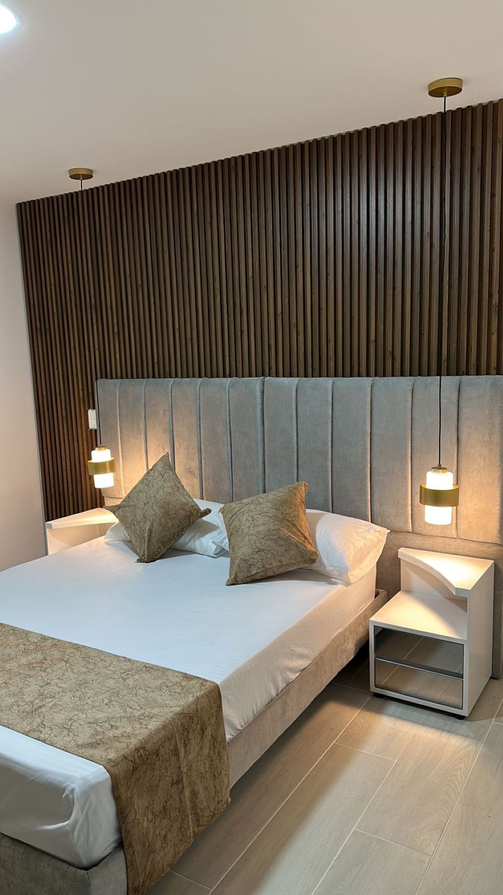 1 bedroom, internet, bed sheets