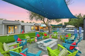 Outdoor dining - Fun-Filled Oasis • Pool, Pickleball, Games Galore (Scottsdale)