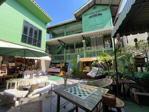 Unclassified image, 4 of 45, button - greenteakhouse (Bangkok)