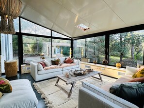 Unclassified image, 2 of 41, button - VILLA DES TERRES WITH POOL (Nîmes)