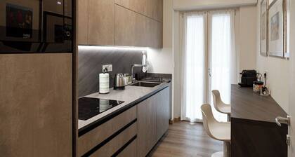 Mountains, and relaxation, strategic location, for both winter and summer stays.