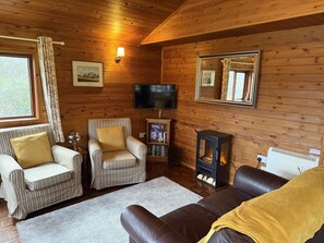 Living area - Ash Lodge (Llanelli)