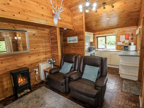 Oak Lodge
