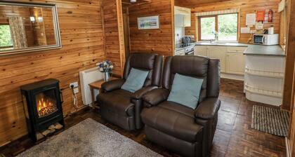 Oak Lodge
