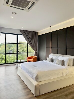4 Schlafzimmer, Bügeleisen/Bügelbrett, kostenloses WLAN