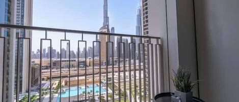 Apartemen Mewah, balkon, pemandangan kota | Balkon