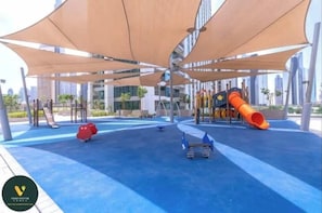 Außen-Kinderspielplatz