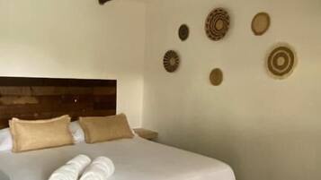 Deluxe Double Room, Garden View | Blackout drapes, free WiFi