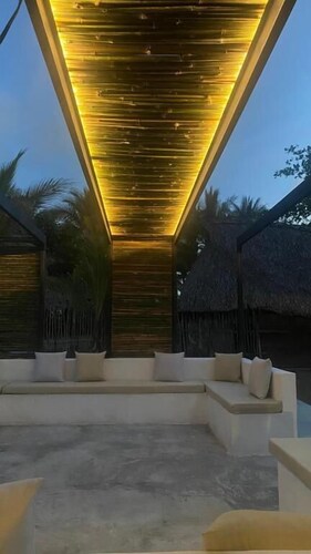 Hot Chipilin El Paredon