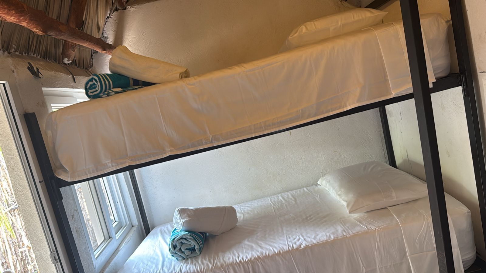 Comfort Shared Dormitory, Multiple Beds, Air conditioning, Beachside | Blackout drapes, free WiFi, bed sheets