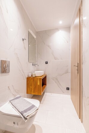 Unclassified image, 5 of 11, button - 2-bedroom apartment No 1 in charming Zakinthos with AC comfort (Zakinthos)